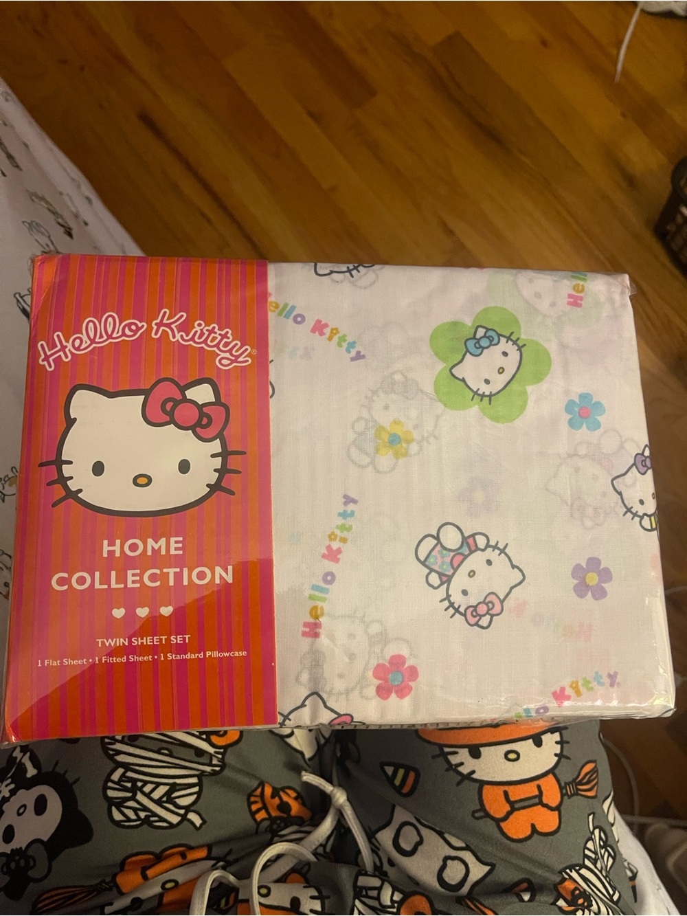 Rare Hello Kitty Y2K 2000s Home Collection Sanrio Twin Sheet Set Flowers